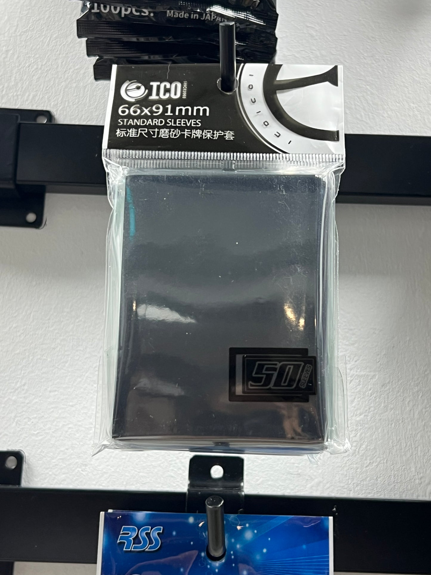 ICO Standard Card Sleeves 66 × 91mm – 50 Sleeves