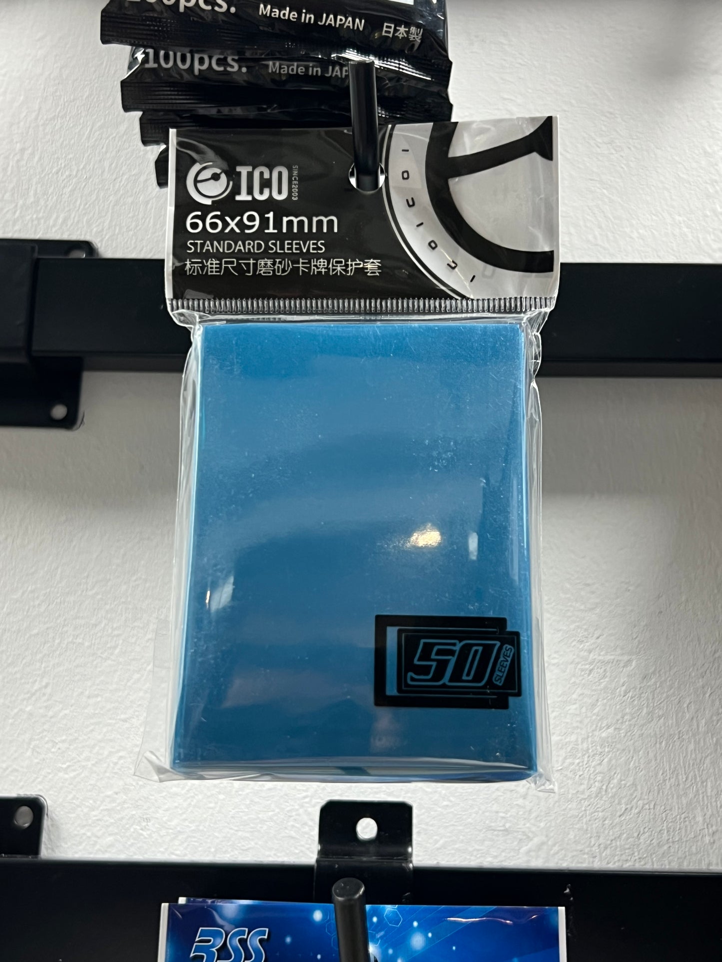 ICO Standard Card Sleeves 66 × 91mm – 50 Sleeves