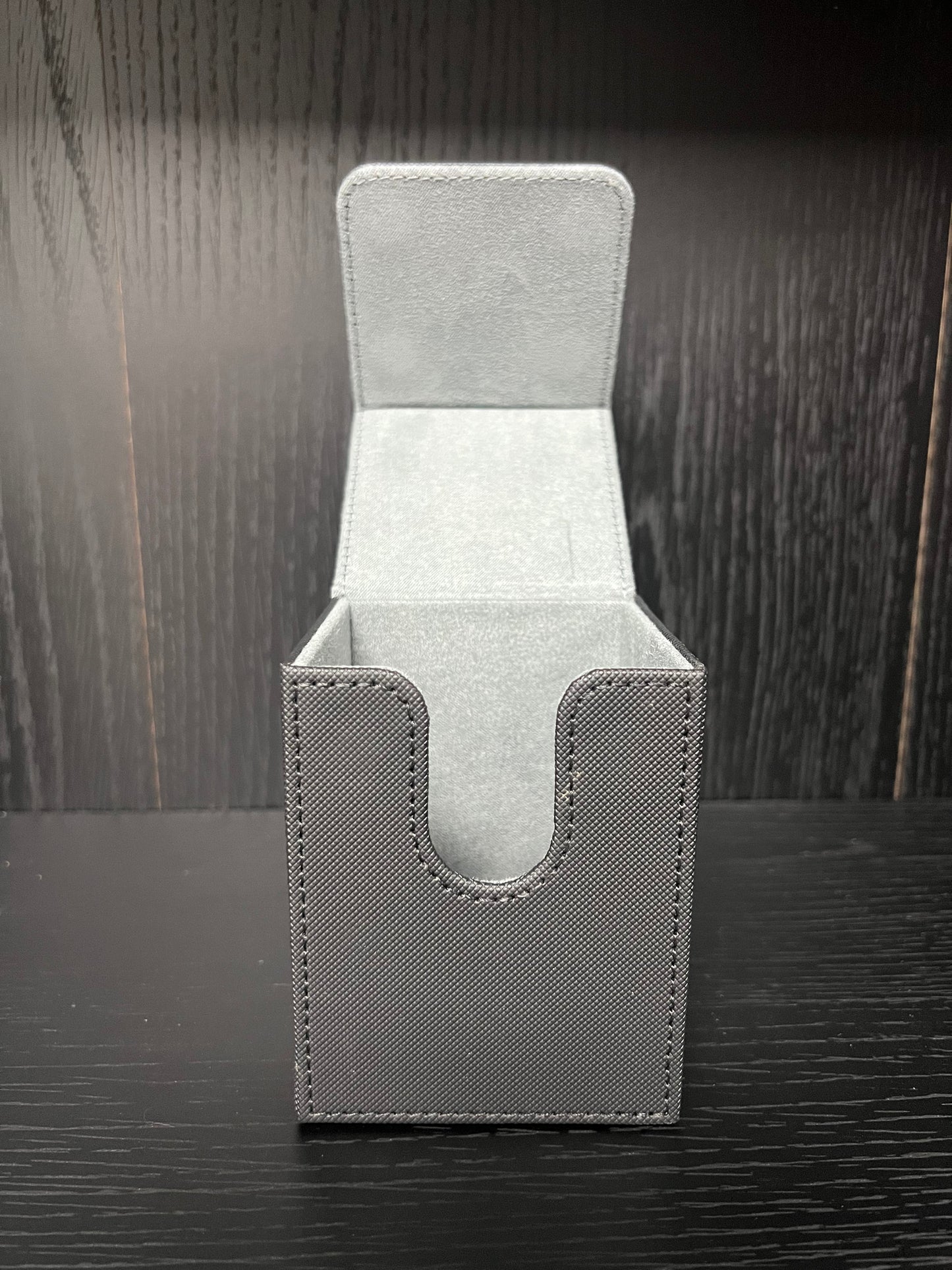 HUIZHIBAO PU Leather TCG Card Storage Deck Box – 80 × 78 × 104mm